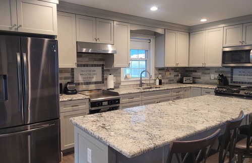 Clearville Other | Family Getaway in Breezewood with AC and Wi-Fi