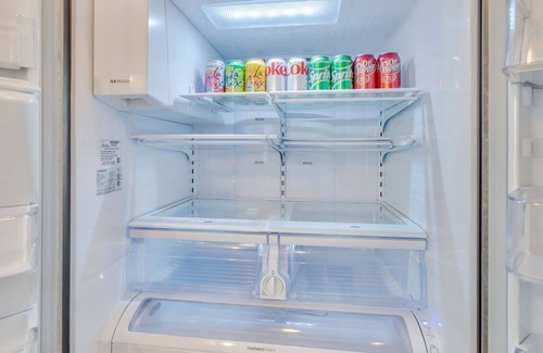 Vineyard House | Family Getaway near BYU, UVU, & Skiing with HUGE backyard