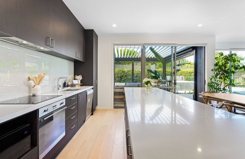 Auckland House | Family holiday home with pool, spa, and outdoor oasis for endless relaxation!