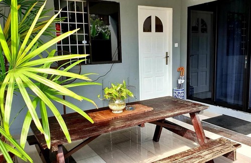 Sibu House | Family Holiday House @Civic Centre Dewan Suarah