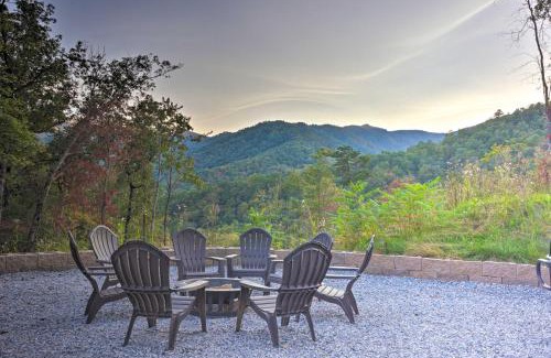 Marion House | Family Holiday Retreat! Mtn-View Blue Ridge Home