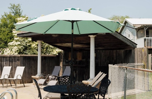 Paradise House | Family Home in Amish Country! Pool, Hot Tub!