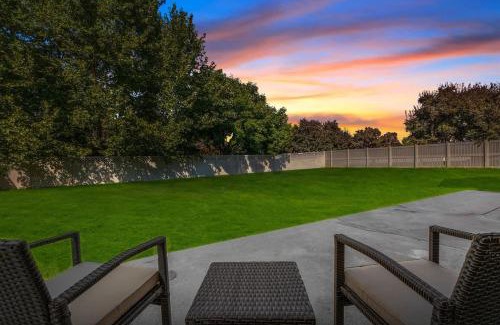 Meridian House | Family home in desirable neighborhood with pool ac