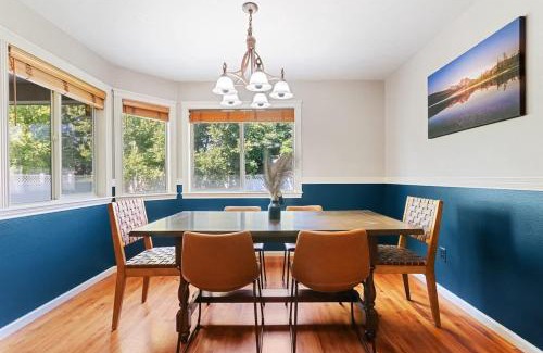 Meridian House | Family home in desirable neighborhood with pool ac