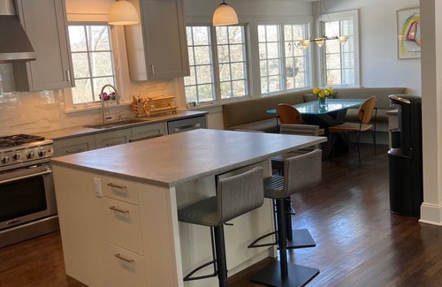 Chappaqua House | Family home in one of NY top-ranked school districts with Tennis court