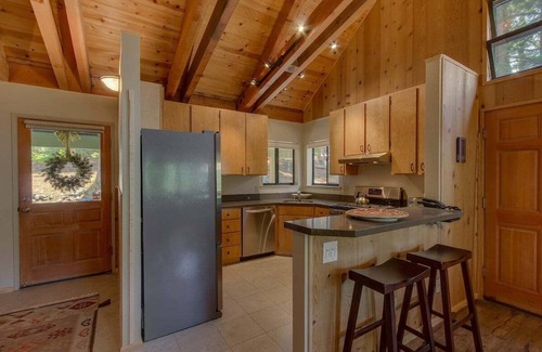 Comstock Acres House | Family Home near Granlibakken