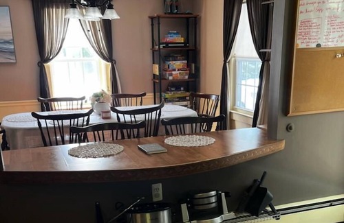 Nashua House | Family home w firepit & propane table near booming downtown, skiing, & hiking.