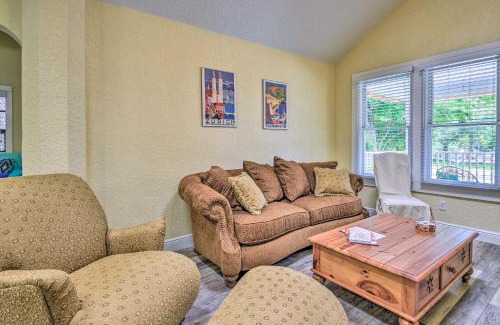 DeLand House | Family Home Walk to Downtown and Stetson Univ!