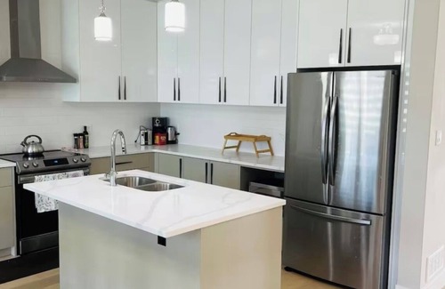 Middlesex Centre House | Family home with modern style