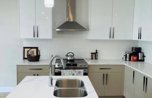 Middlesex Centre House | Family home with modern style