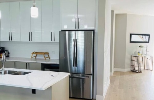 Middlesex Centre House | Family home with modern style