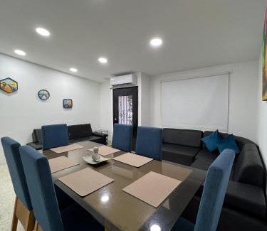 Pie del Cerro House | Family house colonial-style