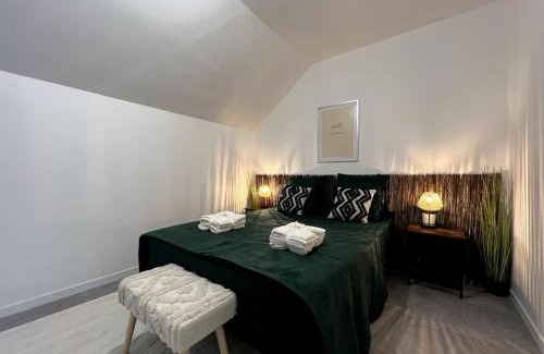 Fontainebleau House | Family house - Exterieur 4 pers - 3 beds