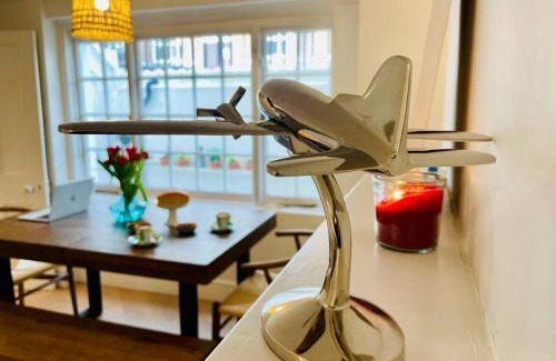 Newington Apartment | Family House Up To 8ppl with Rooftop Terrace