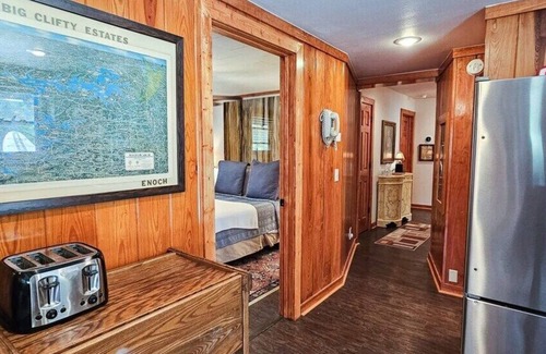 Eureka Springs House | Family Lake Front Home, Kayaks, Propane Fire pit