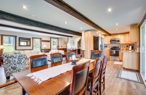 Tully House | Family Lake & Ski House w/Paddleboards & Fire Pit