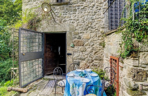 Roccafluvione Cottage | Family Mill Stay with BBQ