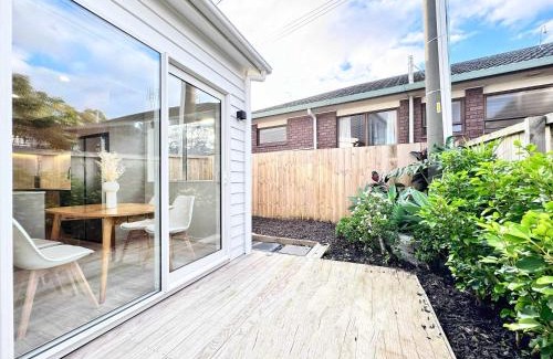 Torbay House | Family Oasis 3BR vs Backyard Near Beach in Torbay