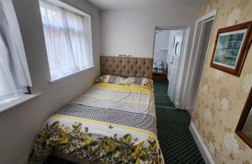 Beeston House | Family of 4 room