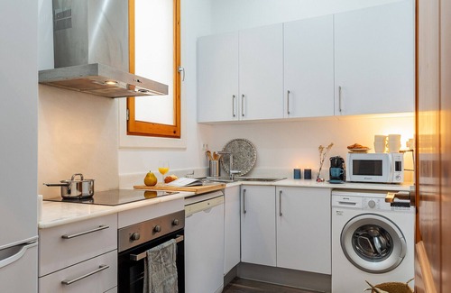 Eixample Apartment | Family Oriented Apartment in Rambla Catalunya