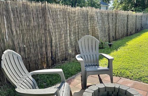 North Charleston House | Family Paradise with Pool and Firepit