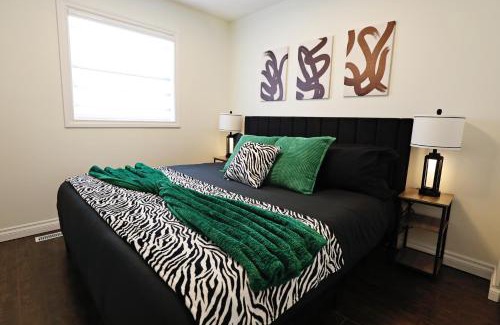 West Edmonton Apartment | Family Pet Friendly AC Disney Near WEM