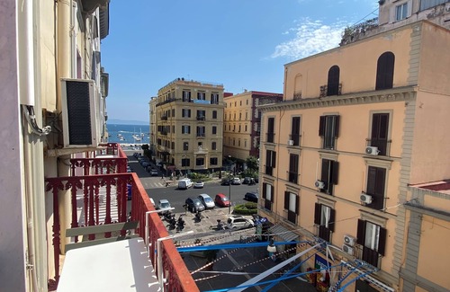 Chiaia House | Family Relax Caracciolo