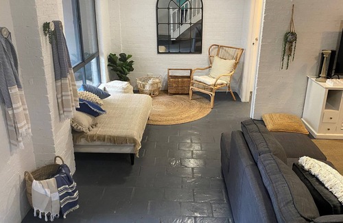 North Avoca House | Family retreat offering the perfect mix of adventure & relaxation