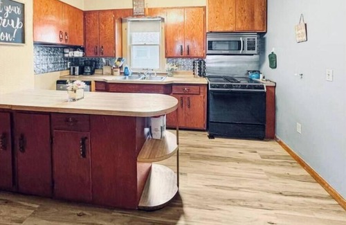 Mason City House | Family sized charmer