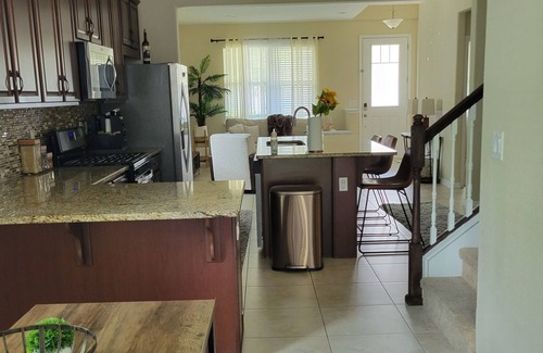 Ocoee House | Family-Sized Home Away from Home! (Pet Friendly)