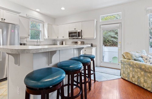 Bermuda Bay House | Family Townhouse w/Pool, Games & Dog-Friendly Patio