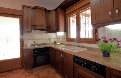 Sayalonga Villa | Family Villa with Terrace