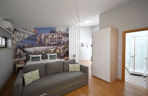 Belem House | Famous Crows Lisbon Suites