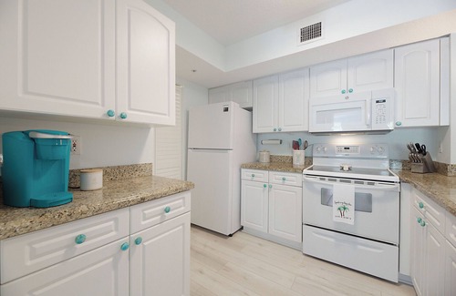 Tequesta Condo | Fantastic 2-bedroom 2 bath condo for Seasonal Rent in Tequesta Fla