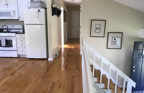 Bonnet Shores House | Fantastic Contemporary ,Min to Narr beach.