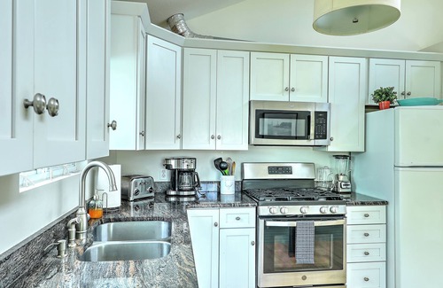 Bonnet Shores House | Fantastic Contemporary ,Min to Narr beach.