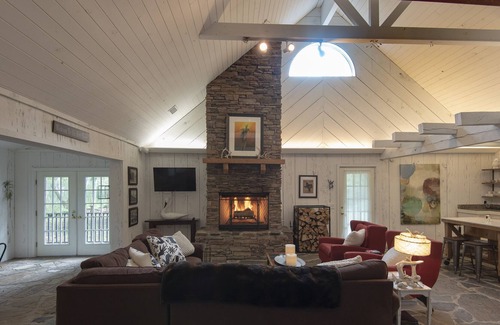 Wilburn House | Fantastic Fishing Getaway! Come stay at our River house!