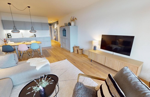 Pelzerhaken Apartment | Fantastic luxury vacation apartment for 4 adults and 2 children with terrace and sea view.