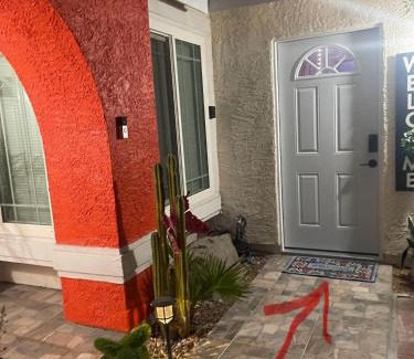 Green Valley North Apartment | Fantastic Suite