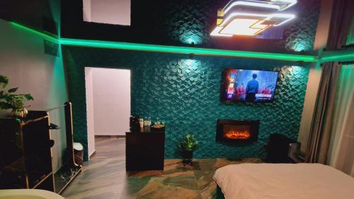 Lupeni Apartment | Fantasy Room