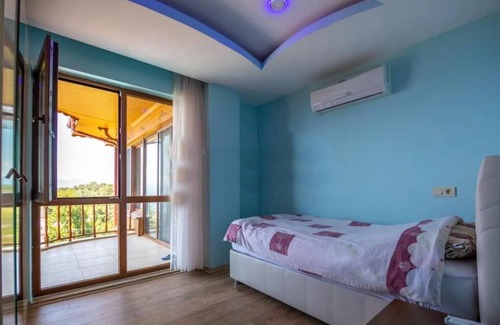 Uzunyurt Villa | Faralya Villa between Kelebekler Vadisi and Kabak Koyu