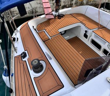 Opatija Boat Rental | Farfalla vintage Sailboat