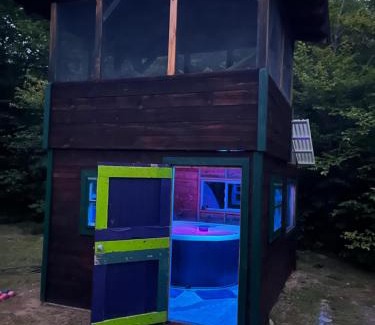 North Pole Apartment | Farm at 420