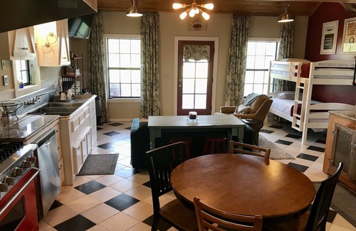 Camden Cabin | Farm Girl Cabin