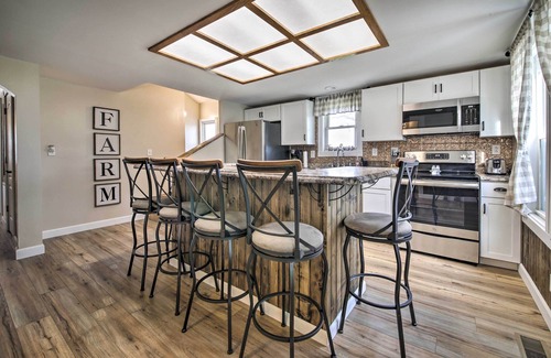 Ste Genevieve House | Farm-Style Ste. Genevieve Retreat w/Fire Pit!