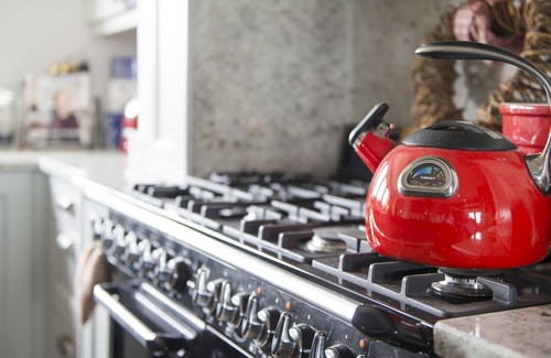 Ripley House | FARM VIEW HALL, pet friendly, with hot tub in Pateley Bridge