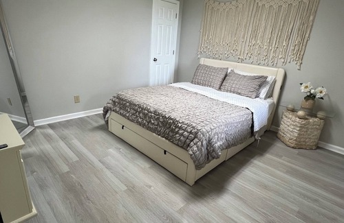 Piney Creek Other | Farmhouse apartment with WiFi in Piney Creek - 2 bedrooms