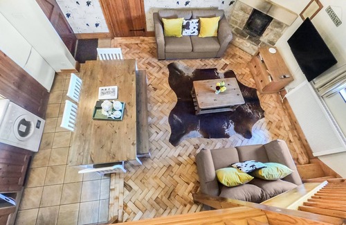 Bradford-on-Avon Other | Farmhouse Ensuite Double Room - Not Dog Friendly