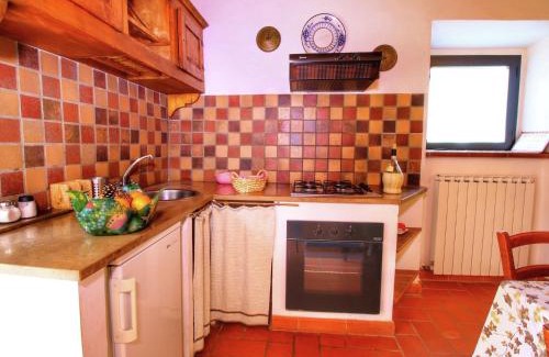 Castiglione d'Orcia House | Farmhouse for 4 people with pool