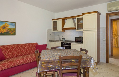 Campiglia Marittima Other | Farmhouse "Il Girasole - Mirto" with Shared Pool, Shared Garden & Wi-Fi